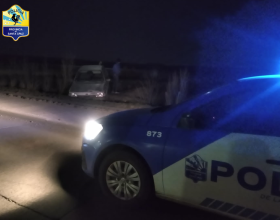 DETECTAN UN ARMA DE FUEGO Y MUNICIONES EN UN CONTROL VEHICULAR